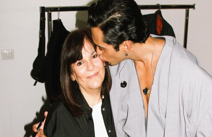 mahmood con la madre